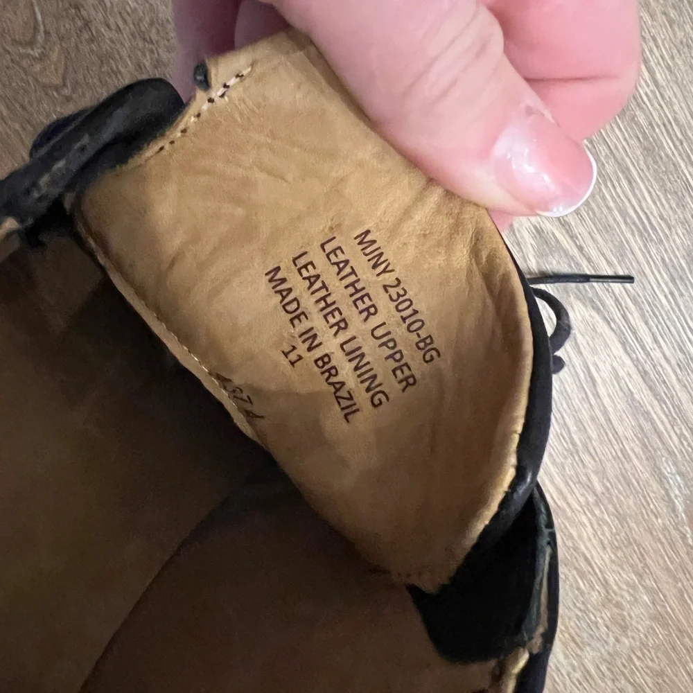 Marc Joseph shoes size 11